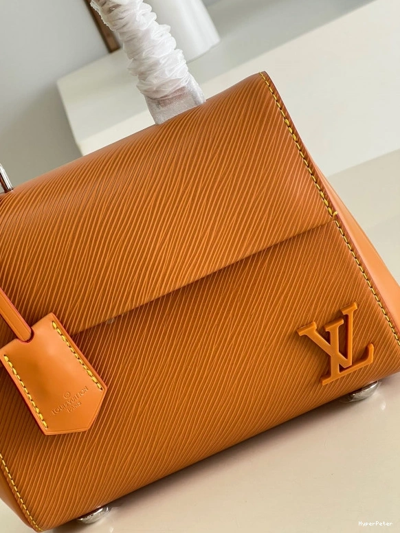 LOUIS MINI VUITTON CHANELUNY 0820